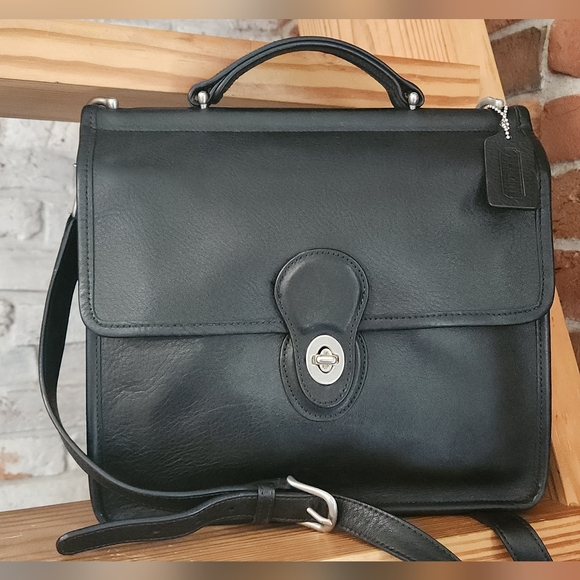 Coach Handbags - NWOT Coach Classic Willis Bag